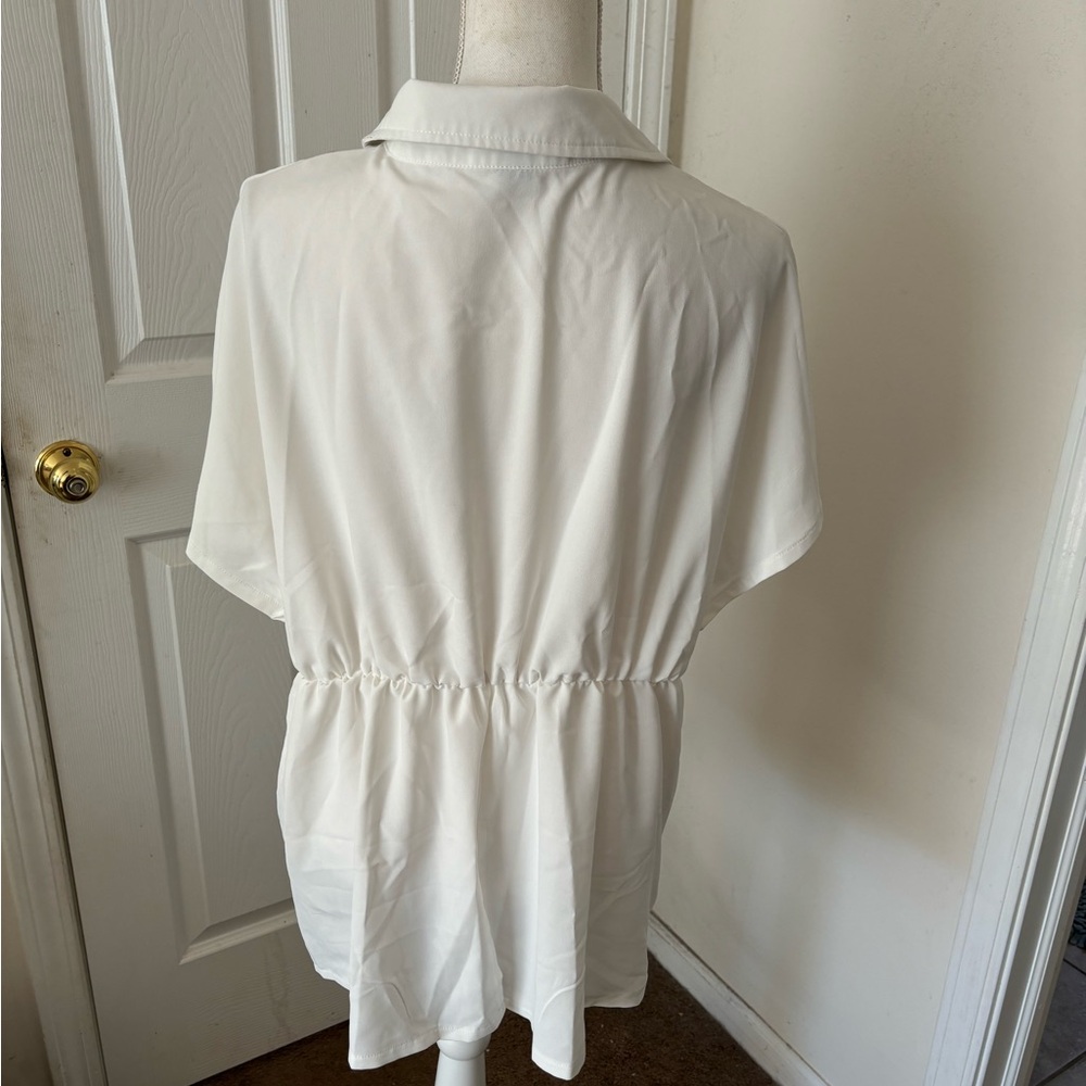 SHEIN Top - Picture 5 of 5